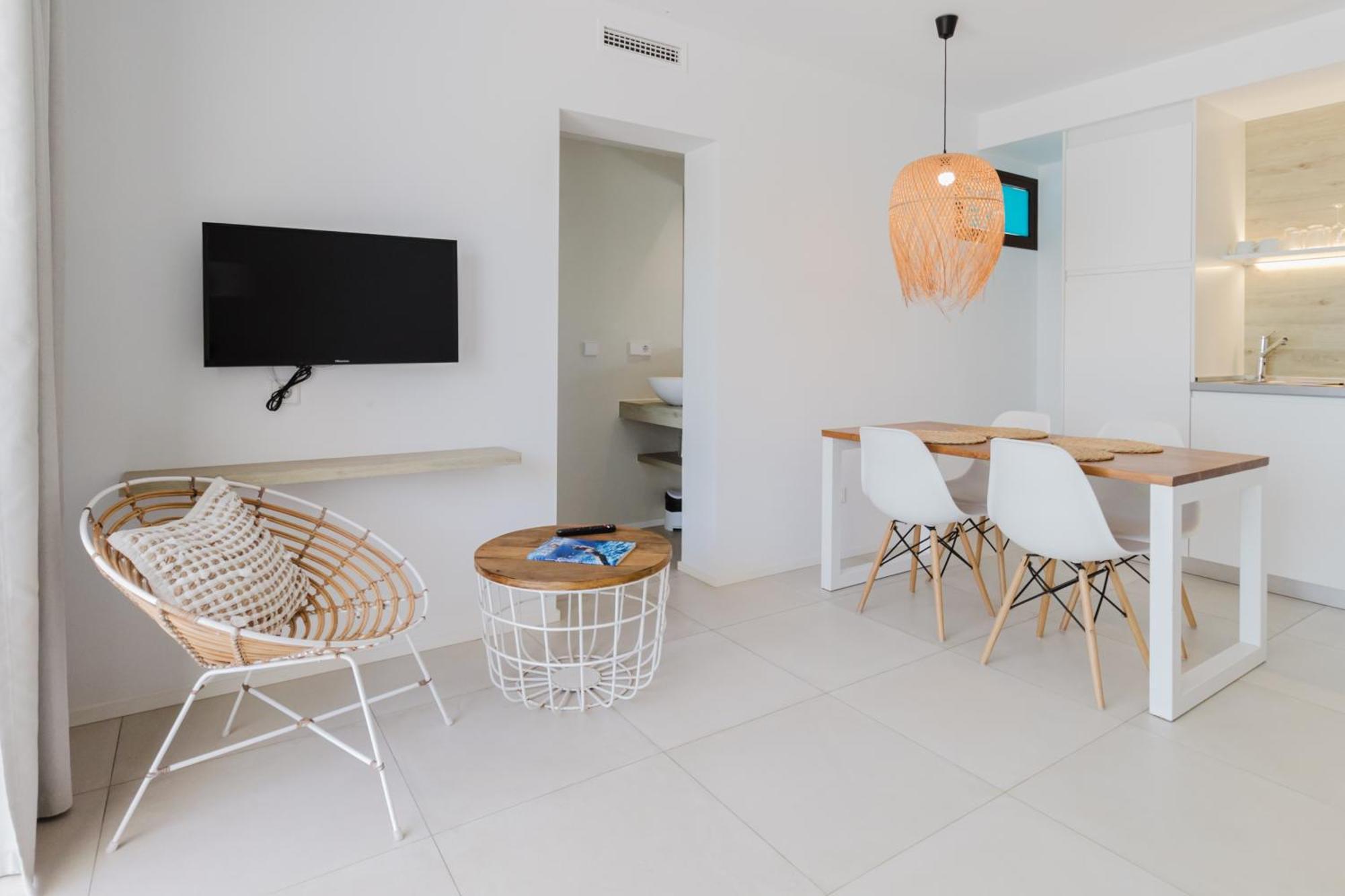 Gaviota - Emar Hotels Adults Only Эс-Кало Экстерьер фото